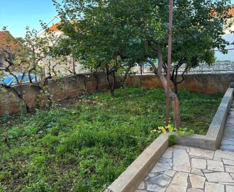 House with renovation potential in Supetar, for sale - pic 7