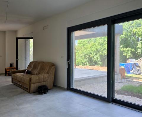 Neubau-Villa mit Pool in Labin, zu verkaufen - foto 15