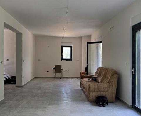 Neubau-Villa mit Pool in Labin, zu verkaufen - foto 16