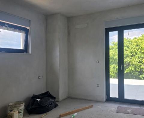 Neubau-Villa mit Pool in Labin, zu verkaufen - foto 23