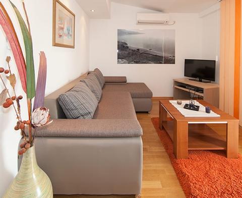 Appartement à Tucepi, en première ligne de la mer, à vendre - pic 8