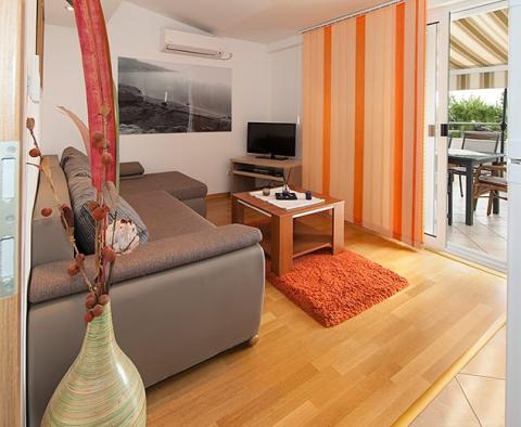 Appartement à Tucepi, en première ligne de la mer, à vendre - pic 9