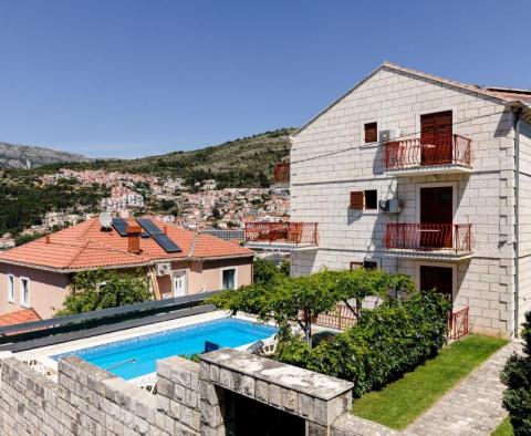 Belle pension avec 4 appartements dans la baie de Lapad avec de magnifiques vues sur la mer et piscine, à vendre - pic 34