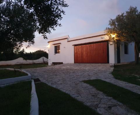 A unique rustic house with a view of the Brijuni Islands in Galizana, for sale! - pic 9
