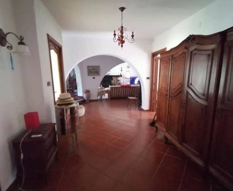 A unique rustic house with a view of the Brijuni Islands in Galizana, for sale! - pic 41