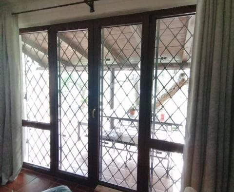 A unique rustic house with a view of the Brijuni Islands in Galizana, for sale! - pic 45
