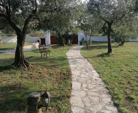 A unique rustic house with a view of the Brijuni Islands in Galizana, for sale! - pic 71