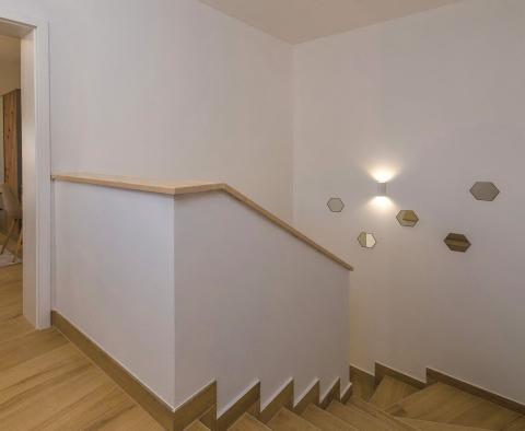 Maison moderne jumelée à Svetvinčenat, à vendre - pic 36
