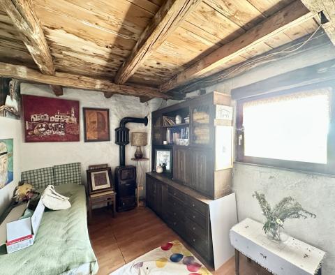 Artist's house with panoramic view in Buje, for sale - pic 13