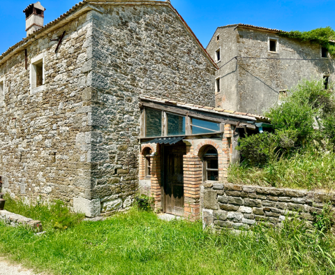 Artist's house with panoramic view in Buje, for sale - pic 26