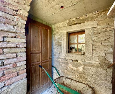 Artist's house with panoramic view in Buje, for sale - pic 29