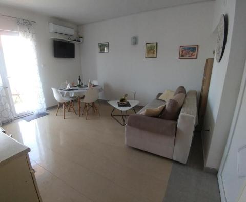 Appartement avec 2 chambres, vue sur la mer et piscine commune, à seulement 300 m de la côte ! à Medulin, à vendre - pic 14