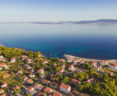 Stavební pozemek v Supetaru, Brač, na prodej - pic 2