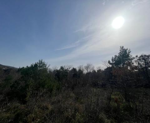 Grand terrain urbain avec vue panoramique sur la mer dans la région de Rabac, à vendre - pic 19