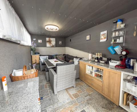 Byt v první řadě u moře v Bašce, na ostrově Krk, na prodej - pic 17