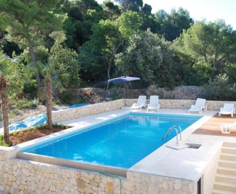 Promo-Trois villas à vendre à seulement 100 mètres de la mer dans la région de Dubrovnik - les prix sont réduits de 40 à 60 % ! Promo-prix! 