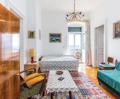 Grande villa dans la banlieue de Rijeka à seulement 50 mètres de la mer à vendre - pic 3