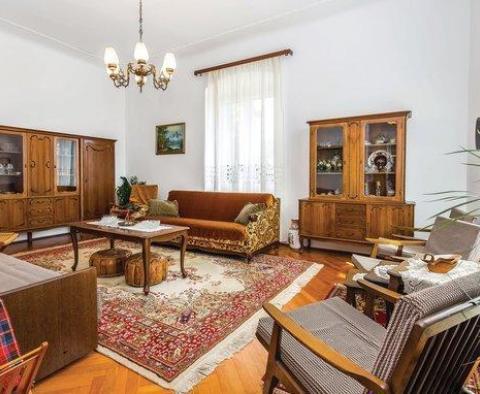 Große Villa in Rijeka Vorort, nur 50 Meter vom Meer entfernt zu verkaufen - foto 7