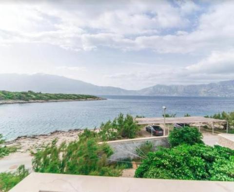 Erste Linie neues Mini-Hotel mit Schwimmbad, ausgezeichnete ruhige Lage auf Brac Insel - foto 3