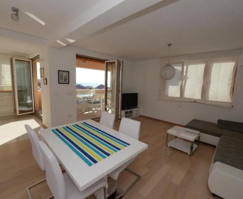 Nice villa of two apartments just 100 meters from the sea in popular and friendly Petrcane! - pic 15
