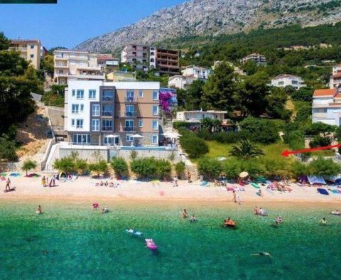 Fantasztikus tengerparti telek eladó az Omis Riviérán a strand közelében - apartmanszálloda építésére alkalmas! - pic 2