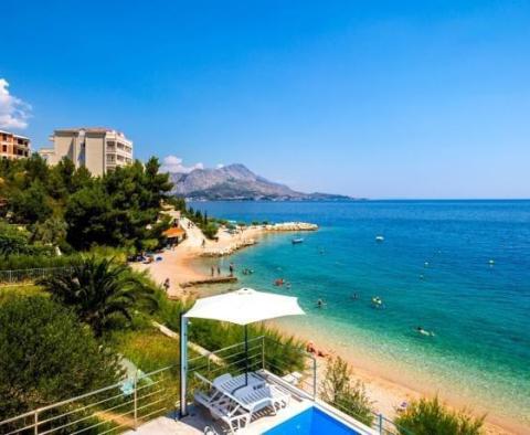 Fantastisches Strandgrundstück zum Verkauf an der Riviera von Omis in der Nähe von Strandlinie - gedacht für Apart-Hotel Bau! - foto 4