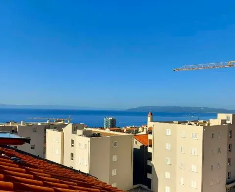 Apartment with sea views in Makarska, for sale - pic 17 Apartment with sea views in Makarska, for sale - pic 17