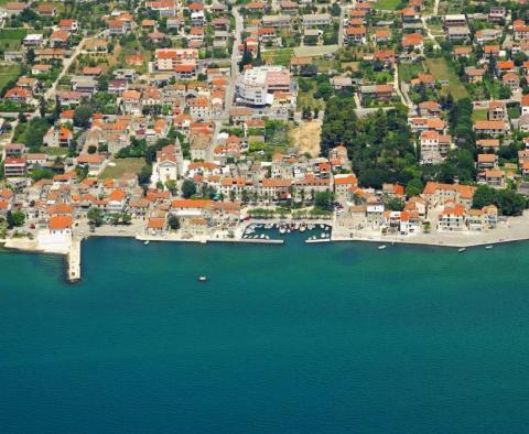 Deux villas flambant neuves à Kastel Kambelovac avec piscines à vendre dans un package - pic 6