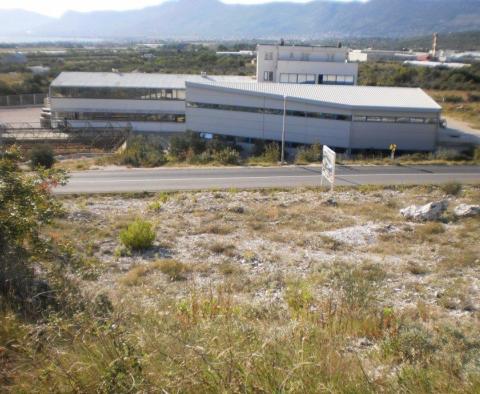 Kereskedelmi építési telek Plano-ban a spliti nemzetközi repülőtér közelében - pic 7
