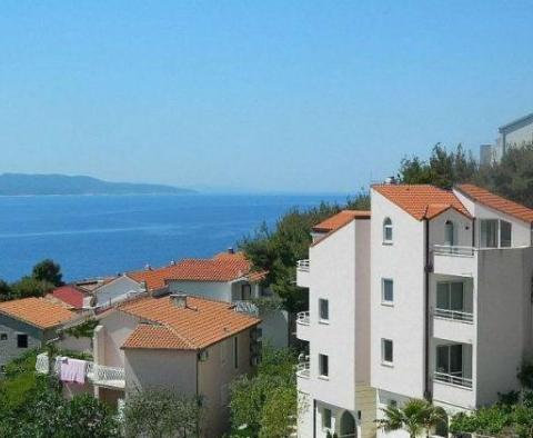 Charmant petit hôtel avec piscine sur la riviera d'Omis - pic 3