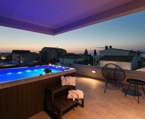 Fantastische moderne Villa in Zadar, nur 180 Meter vom Meer entfernt - foto 3