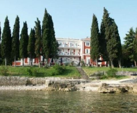 Erste Reihe Hotel in der Gegend von Umag - foto 3