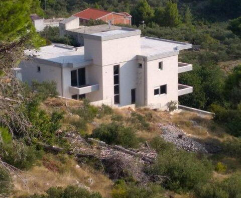 Apart-house of 4 apartments in Podgora, just 200 meters from the sea - pic 2