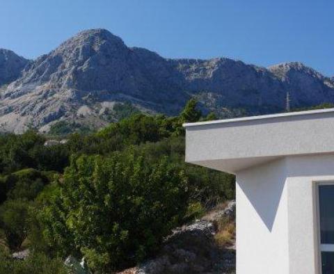 Apart-Haus mit 4 Wohnungen in Podgora, nur 200 Meter vom Meer entfernt - foto 7