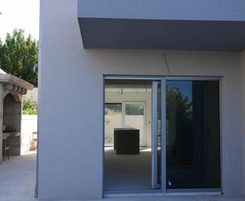 Apart-house of 4 apartments in Podgora, just 200 meters from the sea - pic 13