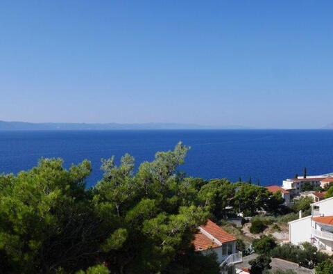 Apart-house of 4 apartments in Podgora, just 200 meters from the sea - pic 16