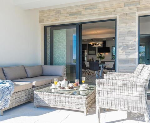 Fantastic modern villa in Privlaka area with SPA oasis, jacuzzi and swimming pool - pic 5