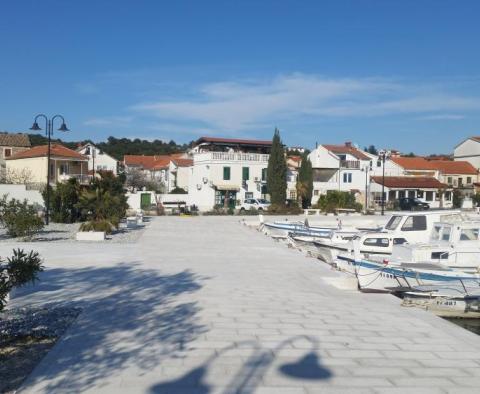 Mini-hotel położony nad brzegiem morza na Murter - pic 2