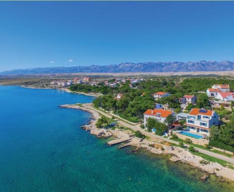 A perfect alternative to the privacy on the island - gorgeous seafront villa on Pag peninsula on the mainland - pic 5