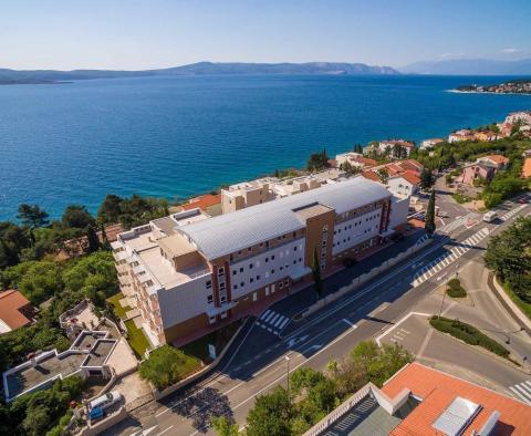 Objet unique de la riviera de Kvarner - maison de repos fonctionnelle pour personnes âgées à seulement 70 mètres de la mer ! 