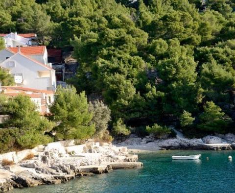 Ferienhaus Kroatien kaufen am Meer vor dem schönen Strand mit Anlegemöglichkeit - foto 2