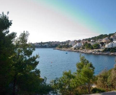 Grande maison de première ligne dans le paisible Razanj en face de la belle plage, avec possibilité d'amarrage - pic 13