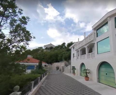 Luxury villa on Crikvenica riviera, just 50 meters from the beach - pic 29