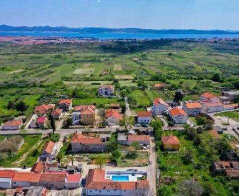 Amazing villa with pool in Zadar outskirts - cosy fortress 