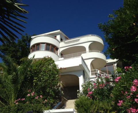 Außergewöhnliche Villa in Opatija mit fantastischer Aussicht - foto 7