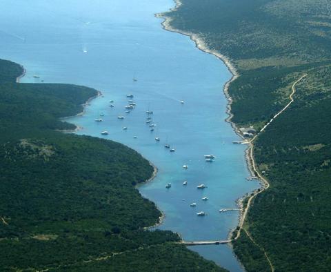 Unique investment opportunities on Unije island - pic 7