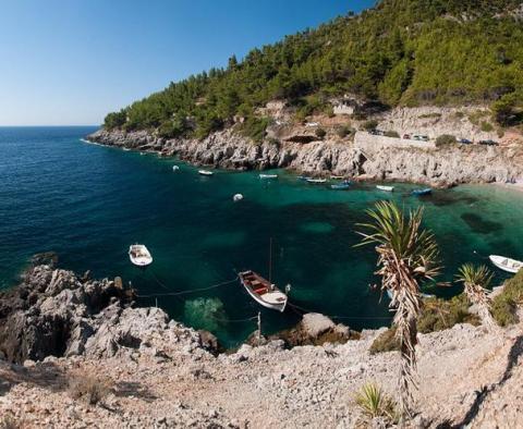 Huge land plot for sale on Mljet island of waterfront location - pic 7