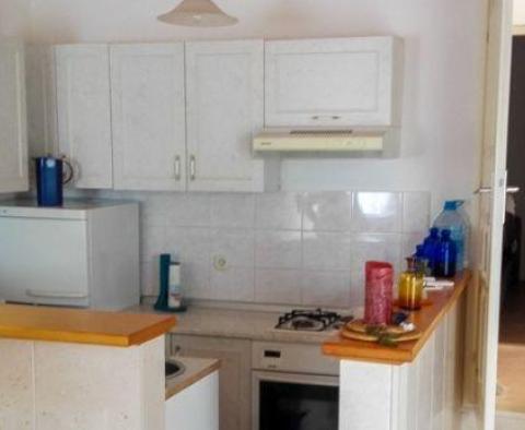 Ferienhaus Kroatien kaufen am Meer vor dem schönen Strand mit Anlegemöglichkeit - foto 11