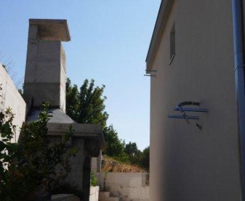 Apart-house of 4 apartments in Podgora, just 200 meters from the sea - pic 15