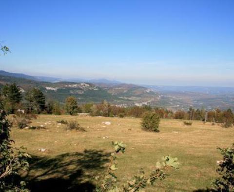 Riesiges Grundstück im Hinterland von Istrien bei Pazin - foto 2